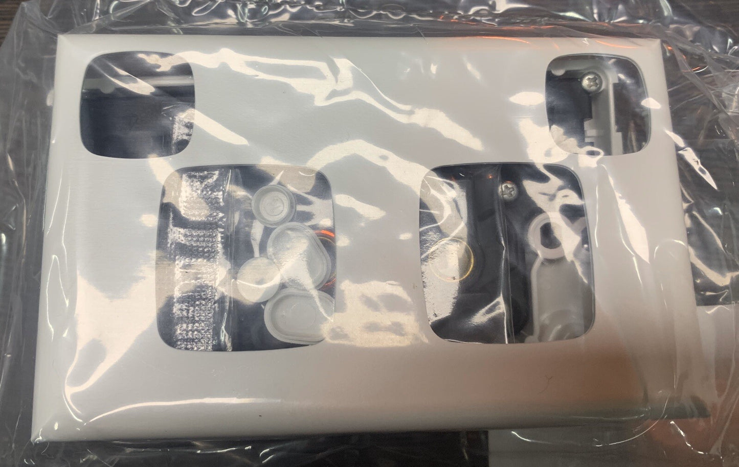 x 10 HPM EXCEL DOUBLE POWERPOINT HPM XL777WE. WHITE COLOUR