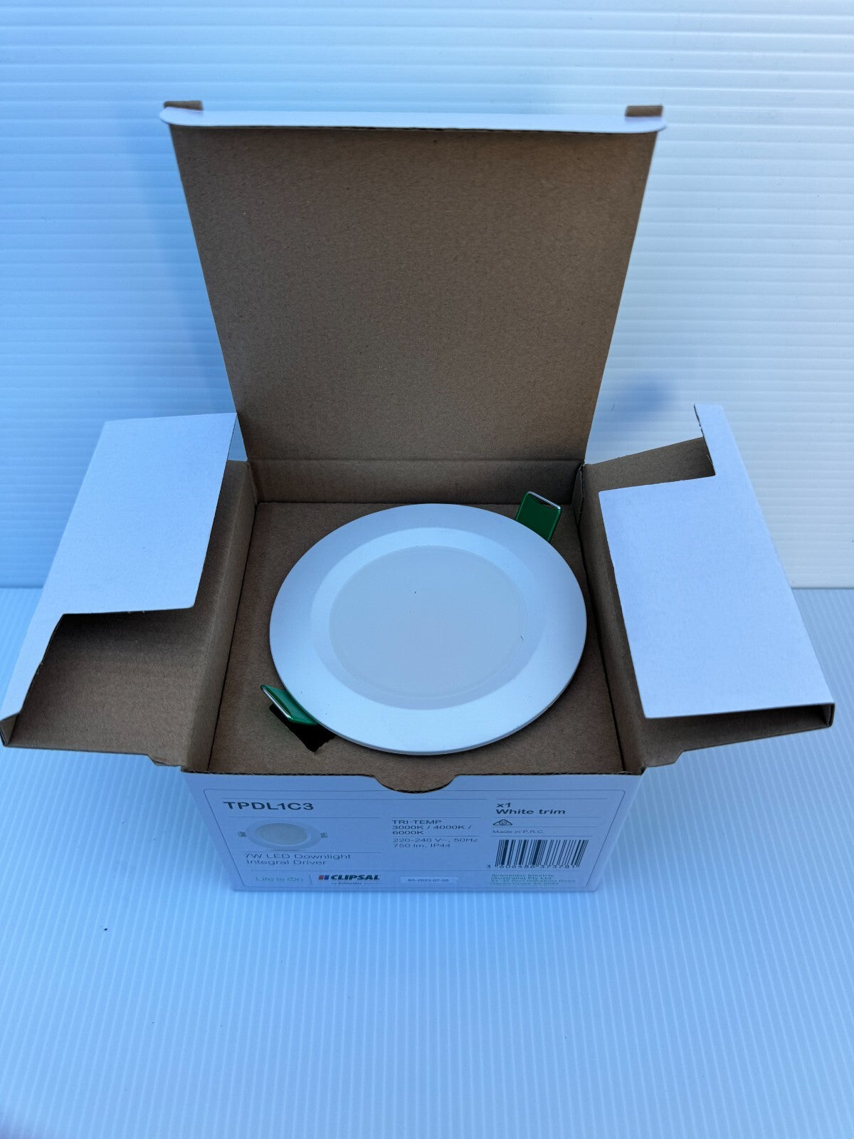 x 40 NEW Clipsal 7W Tri-Colour Dimmable LED Downlight Kit 90mm | CLITPDL1C3