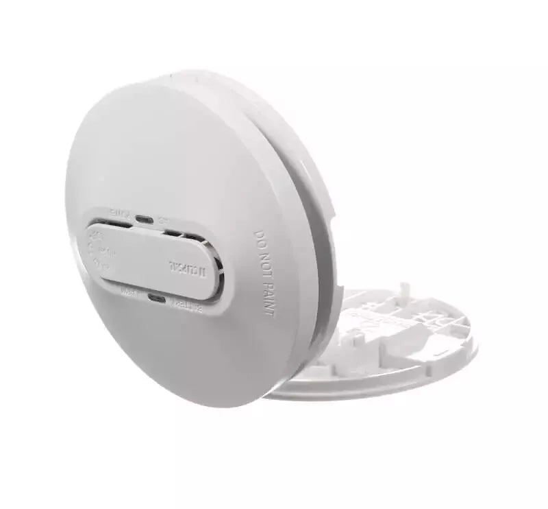 Clipsal Smoke Alarm 755PSMA4 Mains Powered Photoelectric Smoke Alarm 240v + 9v Battery Back up