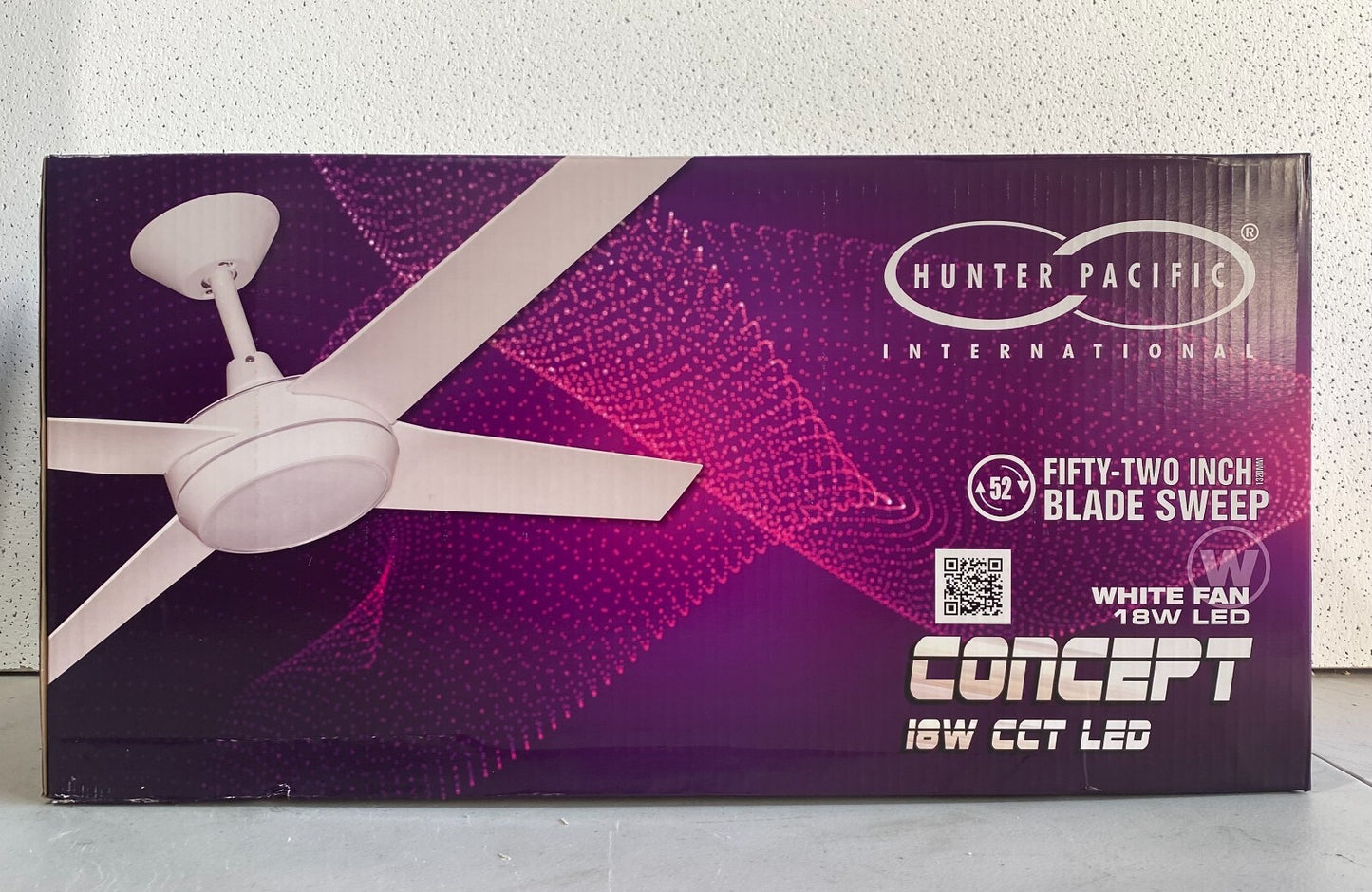 HUNTER PACIFIC CEILING CONCEPT AC FAN WITH 18W CCT LED LIGHT 52" - CL506
