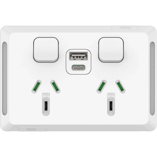 Clipsal Pro Double Powerpoint 10A with USB A+C White - P3025USBAC-XW