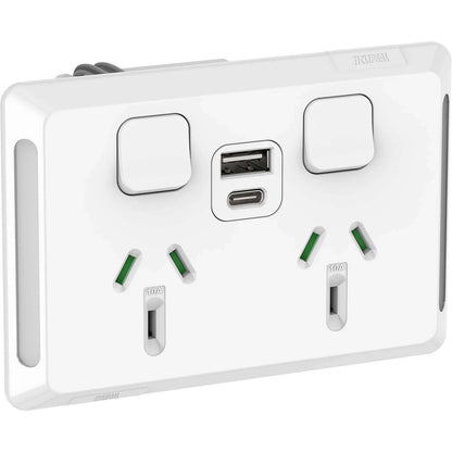 Clipsal Pro Double Powerpoint 10A with USB A+C White | P3025USBAC-XW