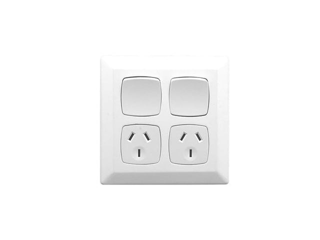 Clipsal P2025/2WE twin switched socket outlet 10A 250V, white