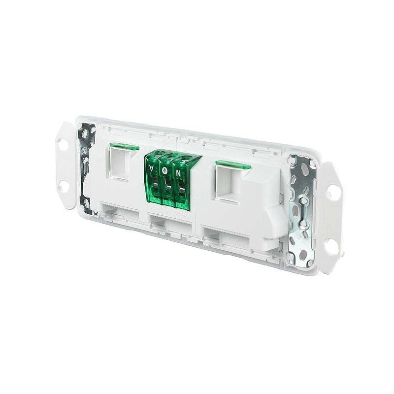 Clipsal 3015/4-VW Iconic Quad Switched Socket Outlet 10A 250V Vivid White