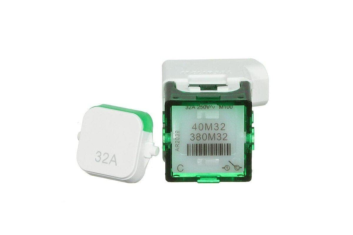 Clipsal 40M32-VW Iconic 32A 1-Way Switch Mechanism 250V Vivid White