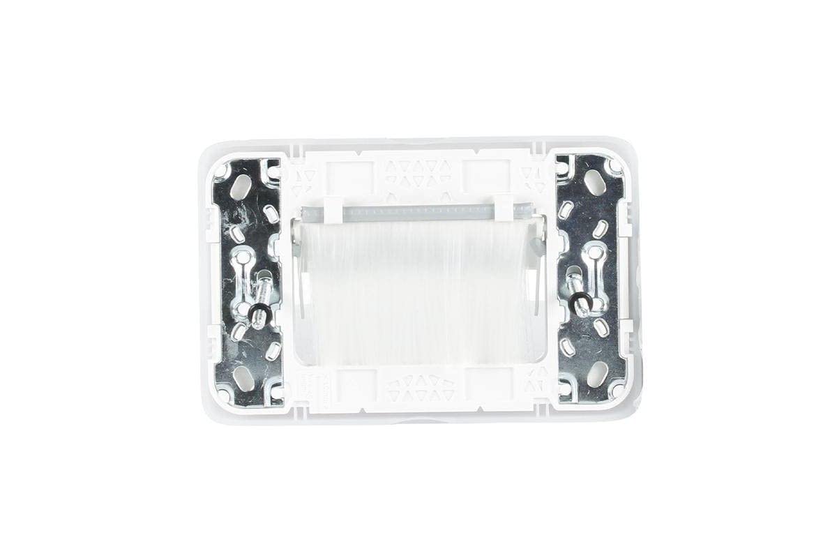 Clipsal 3040CEP-VW Iconic Cable Entry Plate Horizontal Mount Vivid White