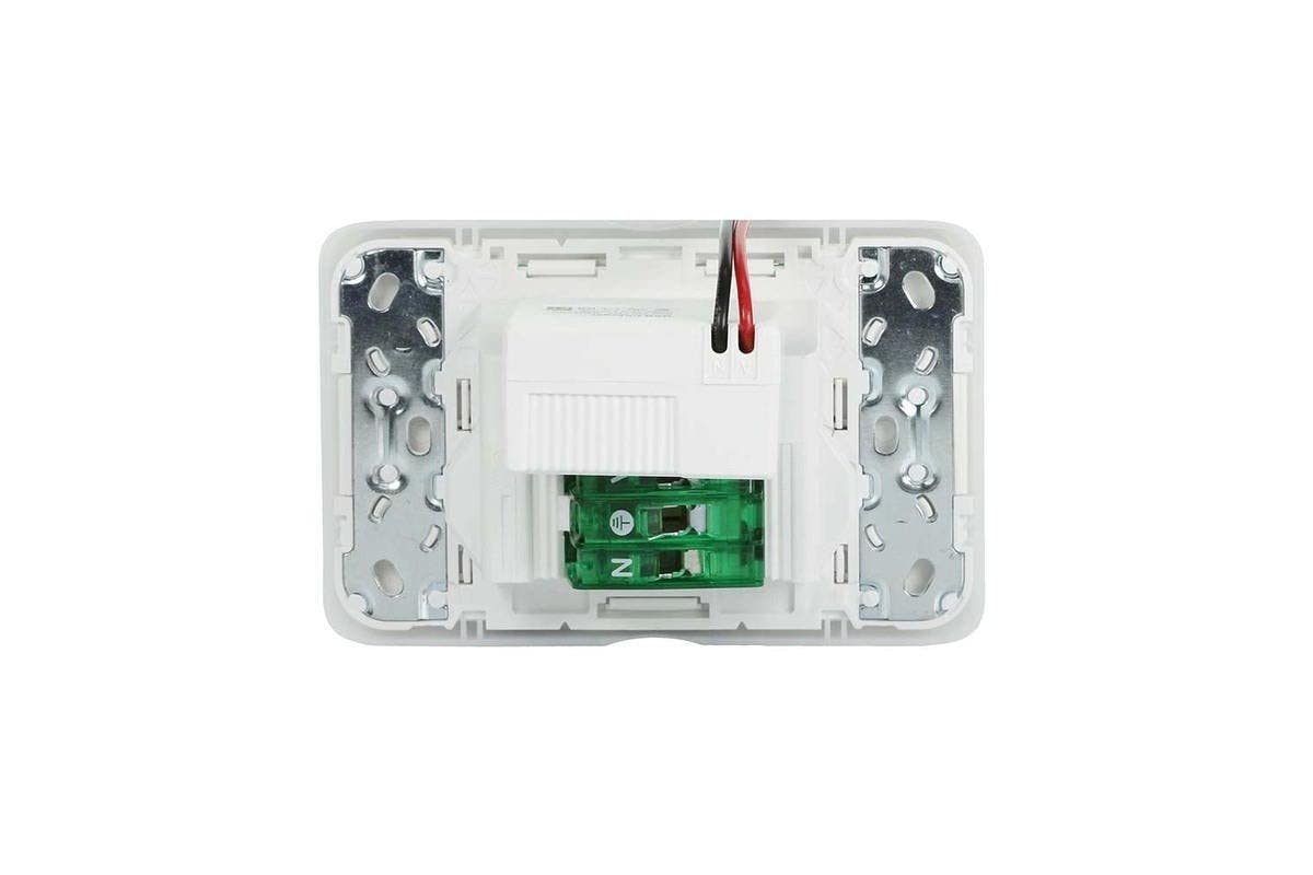 Clipsal 3025USB2-VW Iconic Twin Switched Socket with Dual USB Charger 10A Vivid White