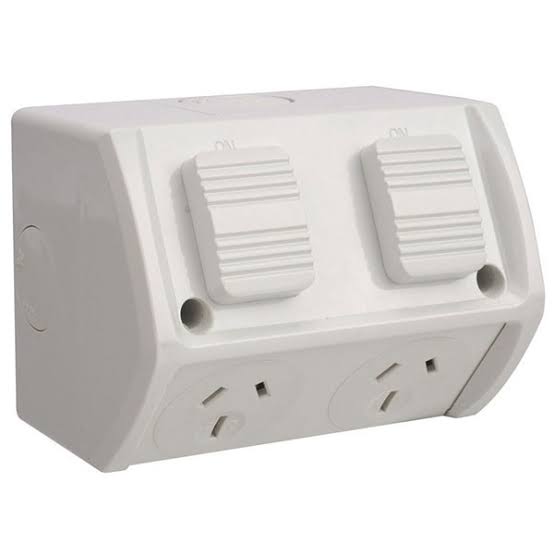 Weatherproof outdoor power point - image 2